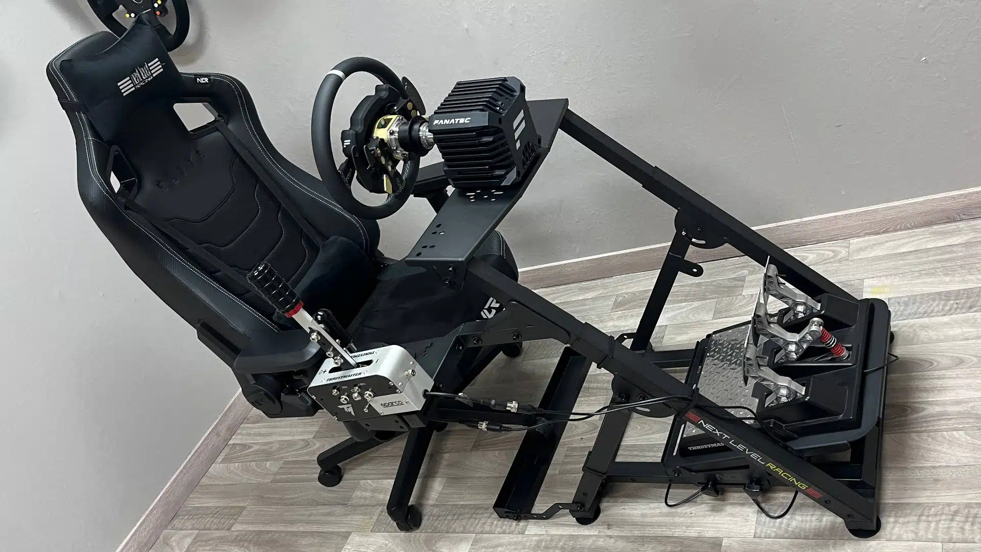 Le Wheel Stand 2.0 avec tout l'équipement monté