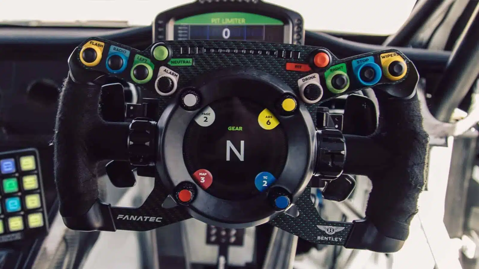 Fanatec : un nouveau volant Gran Turismo et d'autres annonces en approche
