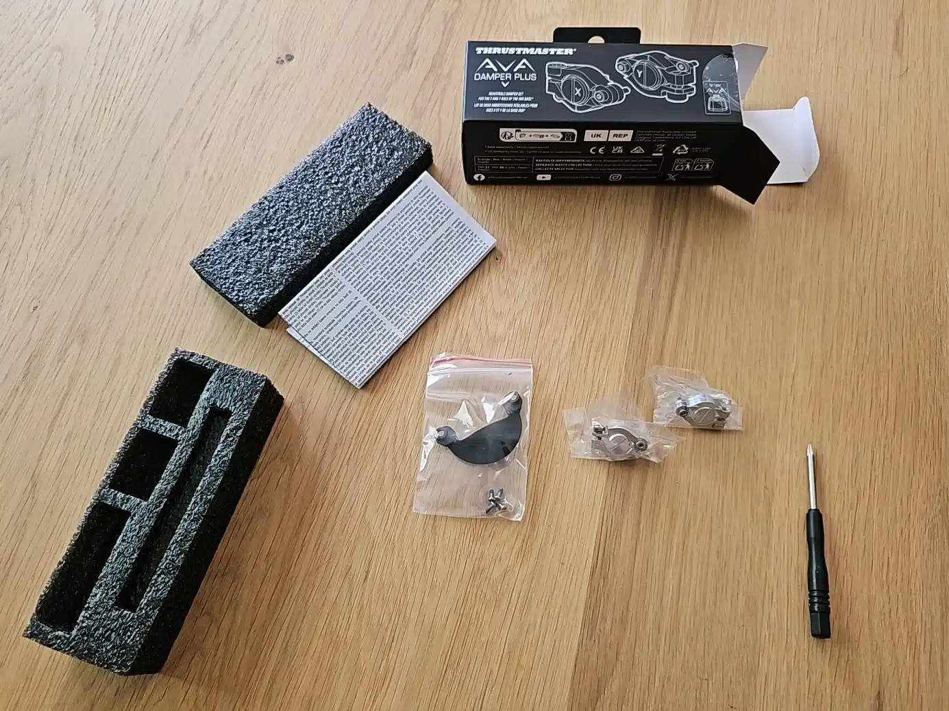 Thrustmaster accessoires A.V.A.