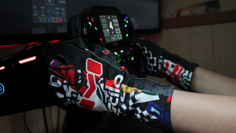 Test des gants simracing Moradness