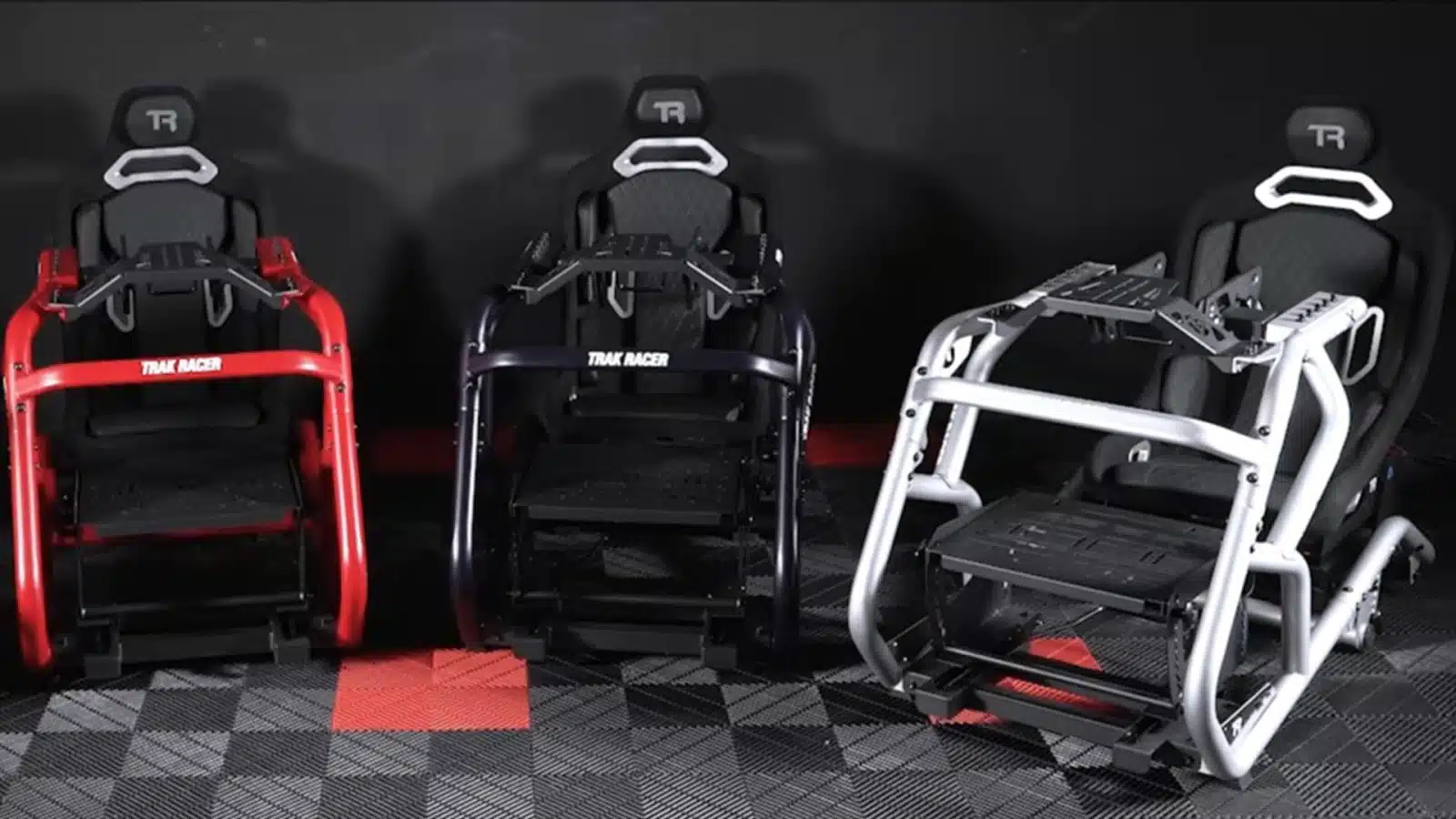 Trak Racer TRX : trois nouveaux coloris pour le cockpit haut de gamme