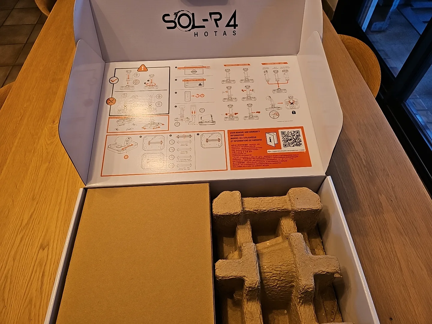 Thrustmaster SOL-R4