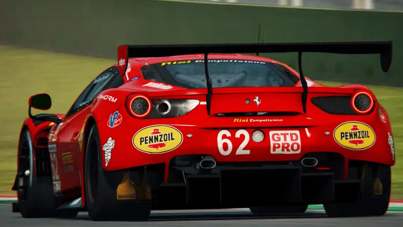 RaceRoom : Ferrari, c'est fini ! On se console avec de nouvelles voitures...