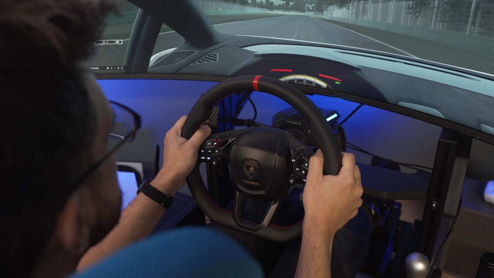Test volant Moza revuelto