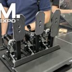 Le nouveau pédalier Fanatec ClubSport Pedals V4 exposé sur le stand Fanatec de la SimRacing Expo 2026